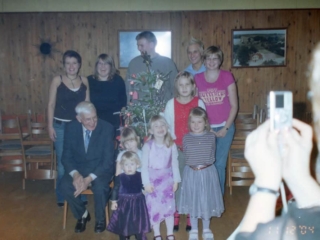 NP’s 75 års fødselsdag 2004